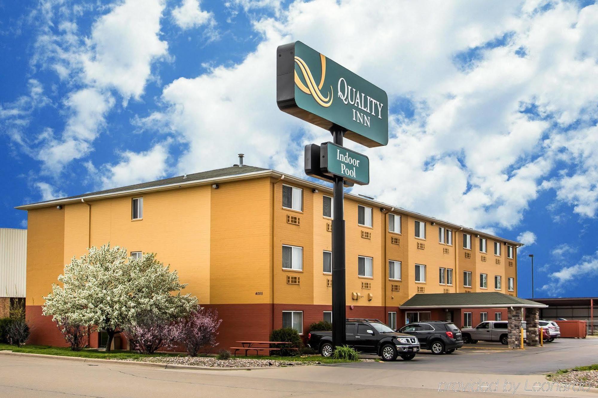 Quality Inn Dubuque On Hwy 20 Zewnętrze zdjęcie