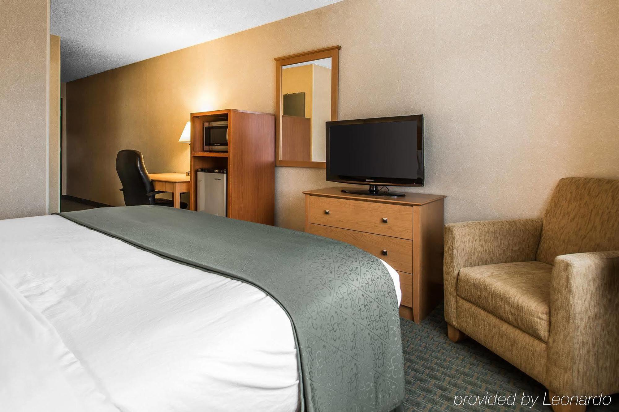 Quality Inn Dubuque On Hwy 20 Zewnętrze zdjęcie